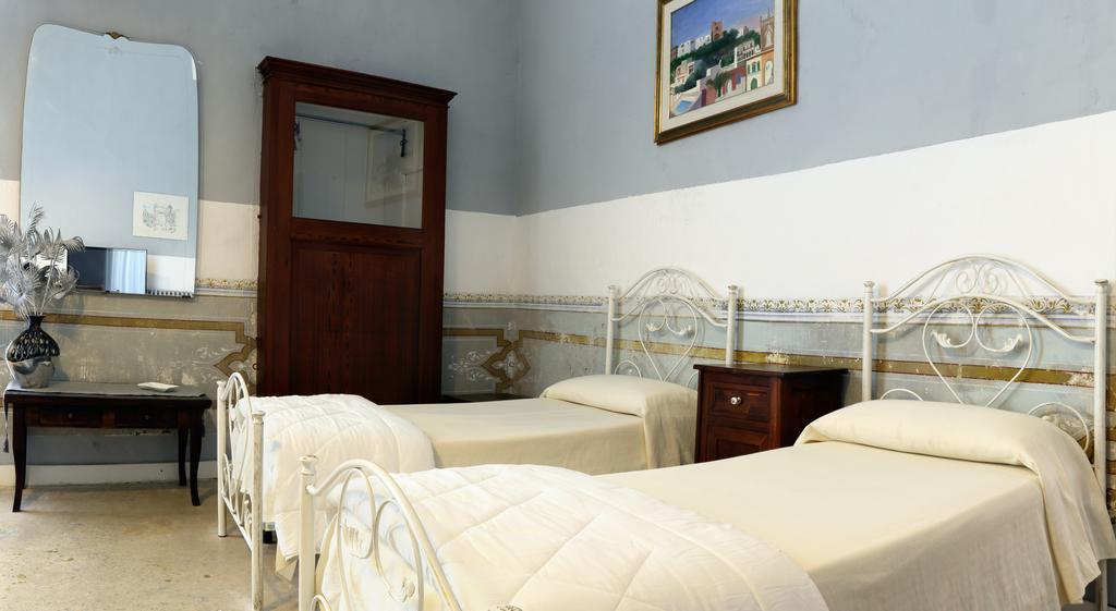 B&B Dimora Muzio And Restaurant Gallipoli Szoba fotó